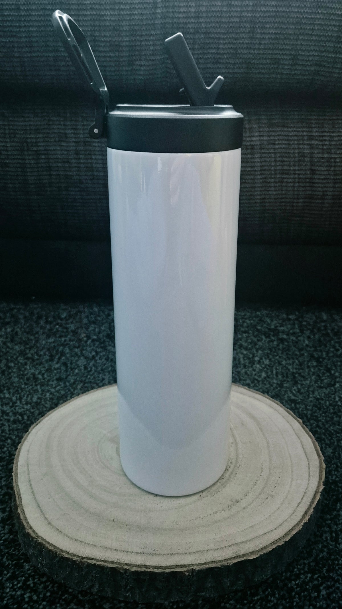 customisable 20oz water bottle
