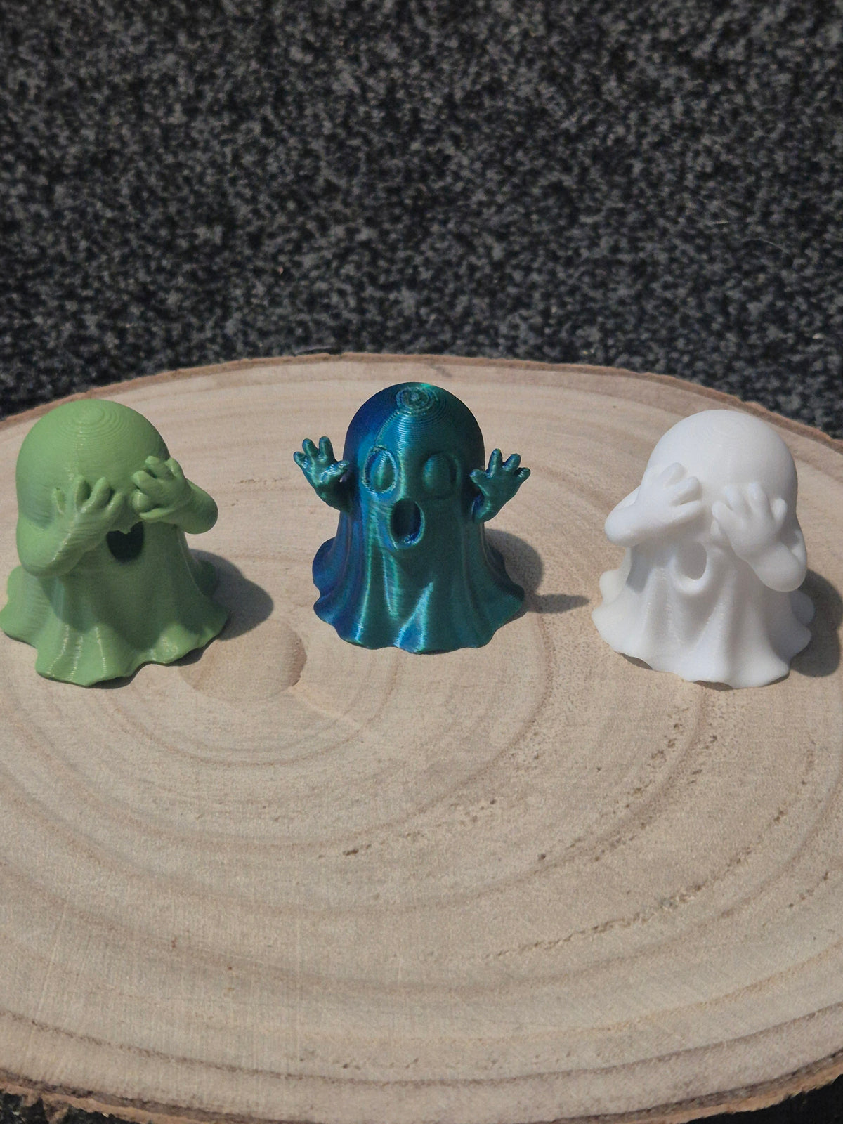 Set of 3 3D mini ghosts